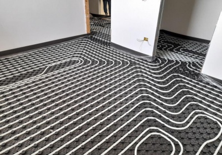 Le plancher chauffant, solution idéale pour un confort thermique optimal