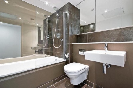 Installer sa robinetterie de salle de bain, guide pratique